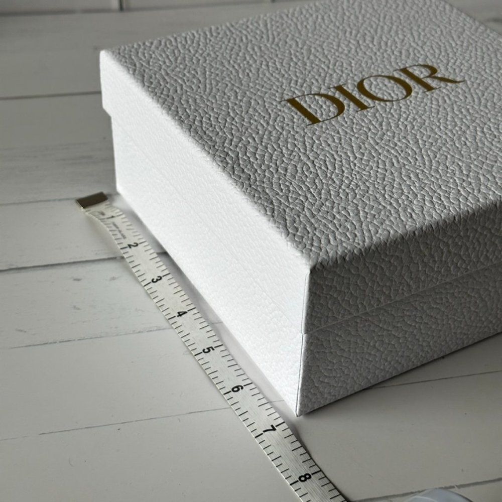 BRAND NEW DIOR Box - Large - Picture 9 of 11